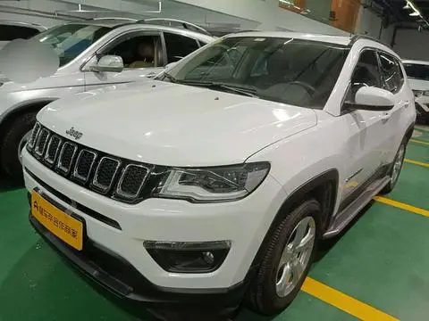 Jeep 指南者 2017