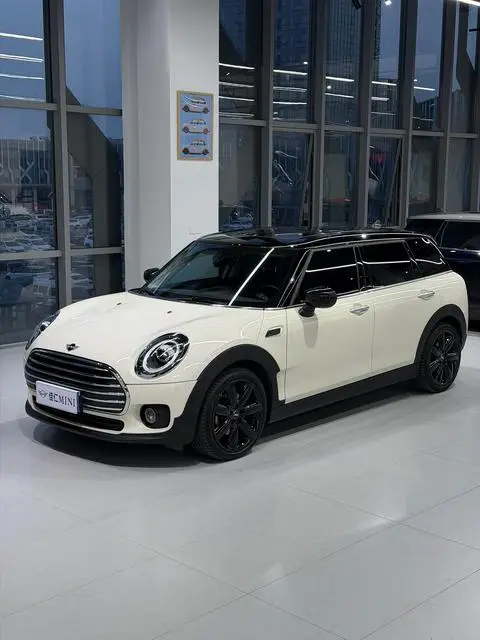 MINI CLUBMAN 2019