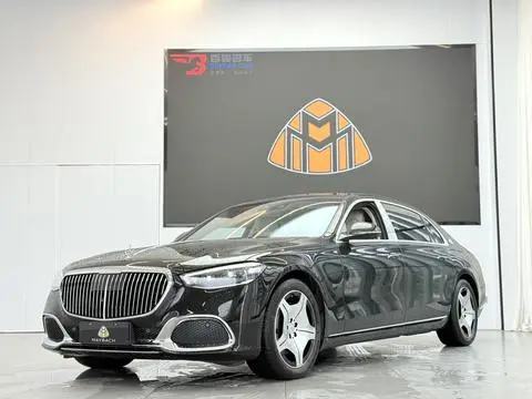 Mercedes-Benz 迈巴赫S-Class 2025
