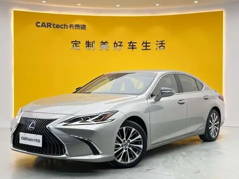 Lexus ES 2021