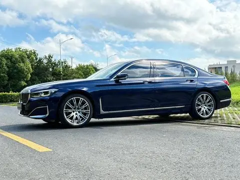 BMW 7 Series 2019 — фото 1