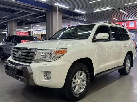Toyota 兰德酷路泽 2012
