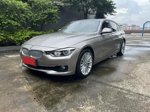 BMW 3 Series 2018 — фото 1