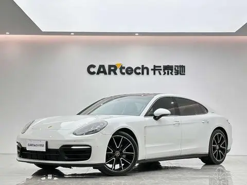 Porsche Panamera 2021