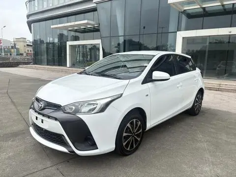 Toyota YARIS L 2016