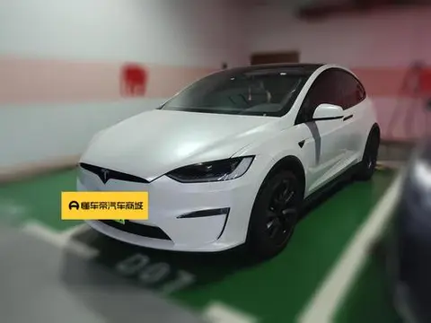 Tesla Model X 2023