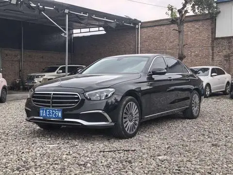 Mercedes-Benz E-Class 2023 — фото 1