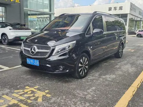 Mercedes-Benz 威霆 2021