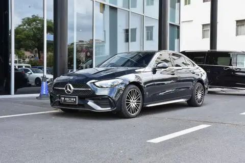 Mercedes-Benz C-Class 2025