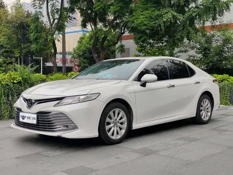 Toyota Camry 2021