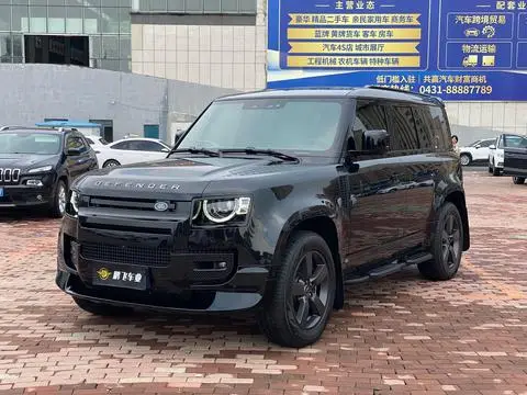 Land Rover 卫士 2024 — фото 1