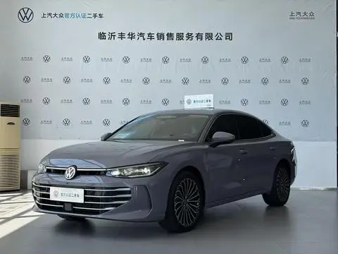 Volkswagen Passat 2025