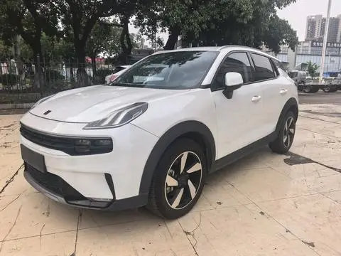 Lynk & Co 06 EM-P 2020