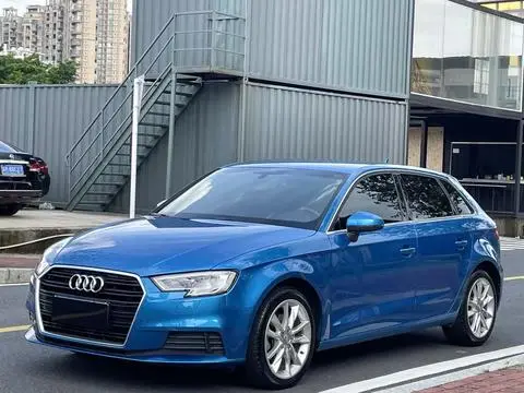 Audi A3 2018 — фото 1