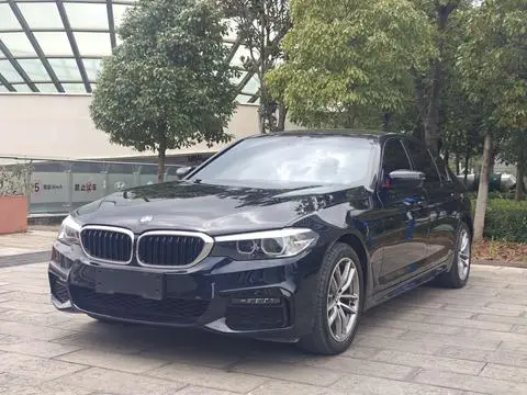 BMW 5 Series 2019 — фото 1