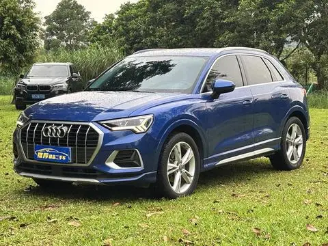 Audi Q3 2019 — фото 1