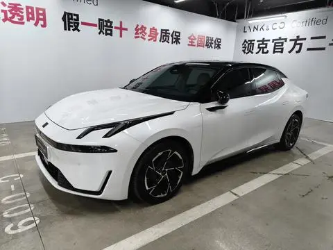 Lynk & Co 07 EM-P 2024