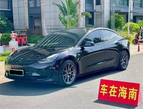 Tesla Model 3 2022 — фото 1