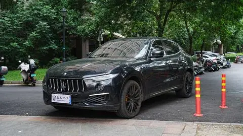 Maserati Levante 2022