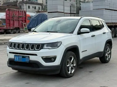 Jeep 指南者 2017