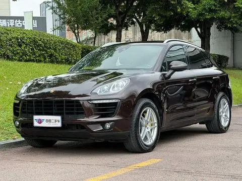 Porsche Macan 2016