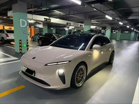 NIO ET5T 2024