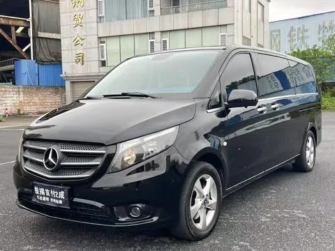 Mercedes-Benz 威霆 2020