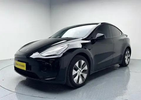 Tesla Model Y 2022 — фото 1