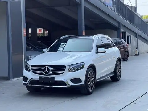 Mercedes-Benz GLC 2017 — фото 1