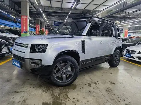 Land Rover 卫士 2022 — фото 1