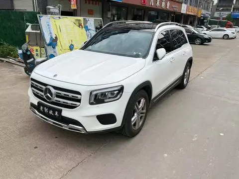 Mercedes-Benz GLB 2022