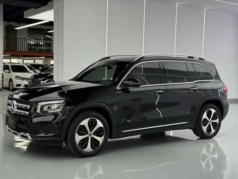 Mercedes-Benz GLB 2021 — фото 1