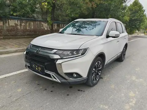 Mitsubishi 欧蓝德 2019