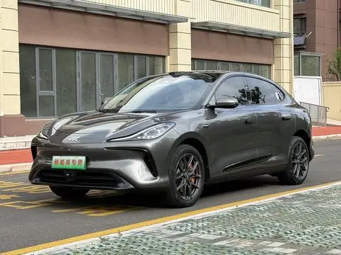 IM Motors 智己LS6 2023
