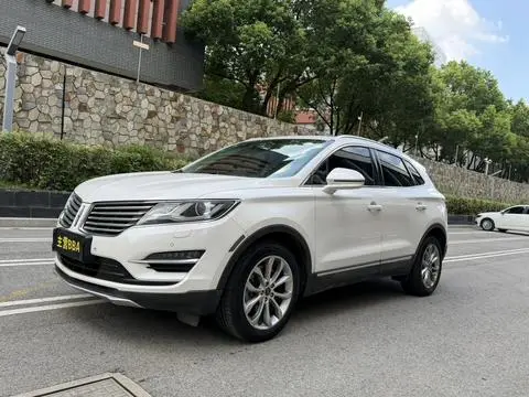 Lincoln MKC 2017