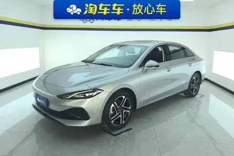 Roewe D7 DMH 2023