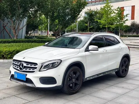 Mercedes-Benz GLA 2019 — фото 1