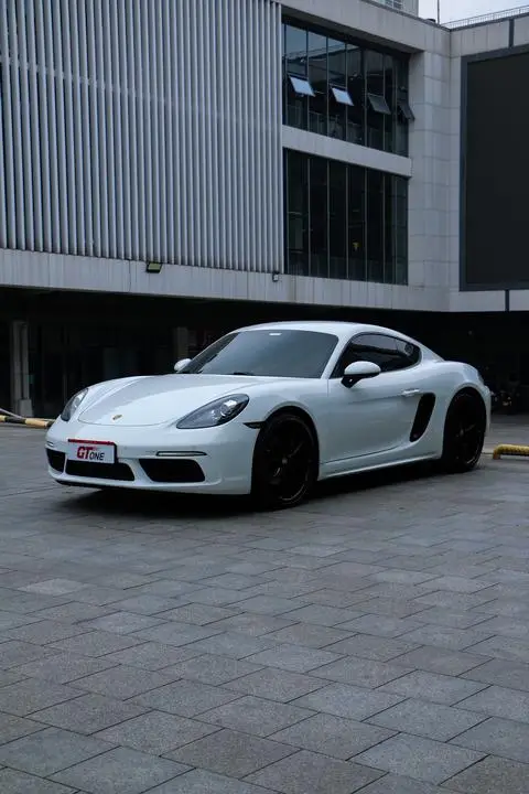Porsche 718 2018 — фото 1