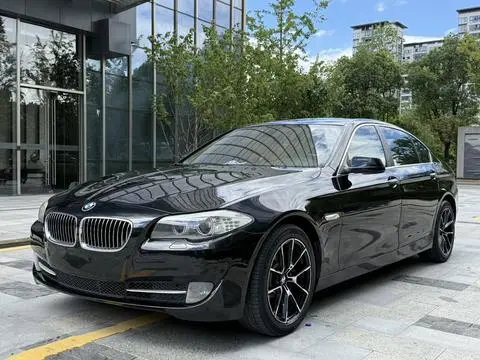 BMW 5 Series 2013 — фото 1