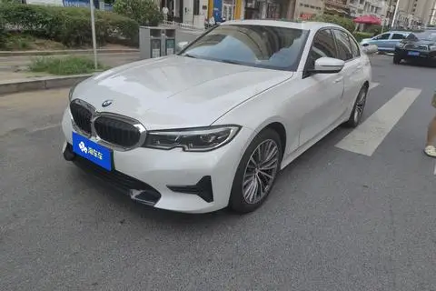 BMW 3 Series 2021