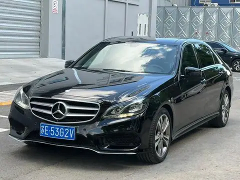 Mercedes-Benz E-Class 2015 — фото 1