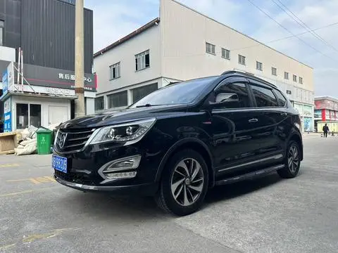 Baojun 560 2015