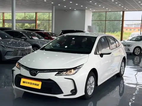 Toyota Corolla 2021 — фото 1