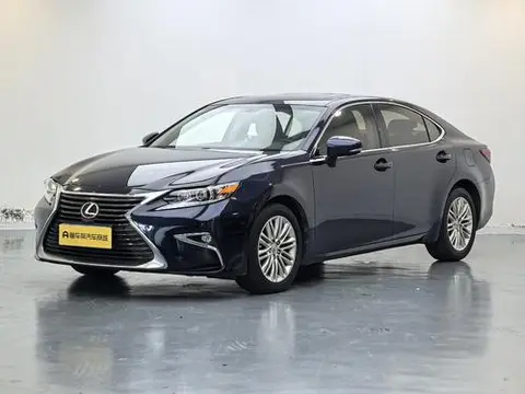 Lexus ES 2015