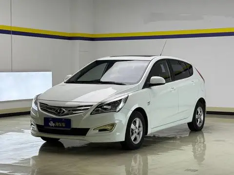 Hyundai Reina 2014