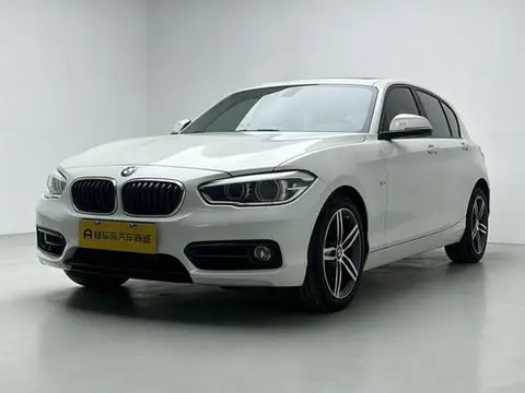 BMW 1 Series 2015 — фото 1