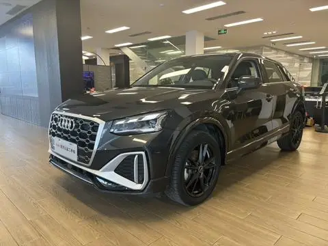 Audi Q2L 2024
