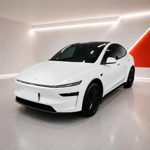 Tesla Model Y 2025