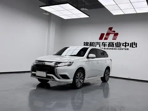 Mitsubishi 欧蓝德 2021