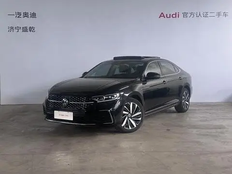 Volkswagen Passat 2023